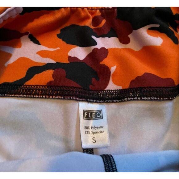 Fleo tangerine camo OG shorts size small excellent condition - Picture 3 of 4